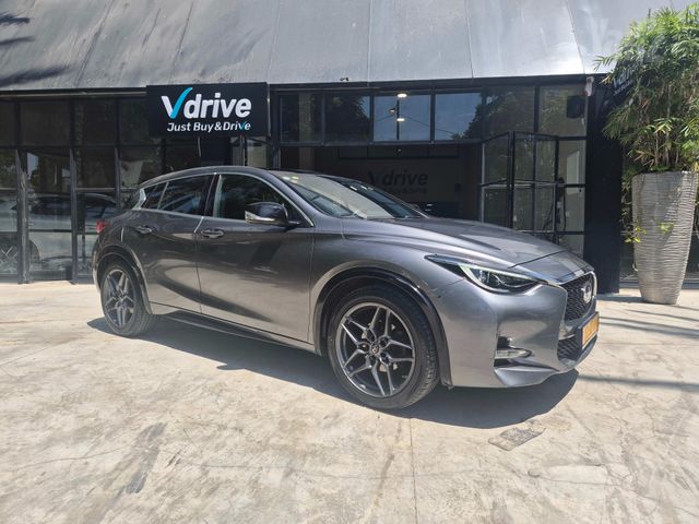 Q30 4X2 Sport אוט׳ 1.6 (156 כ״ס)