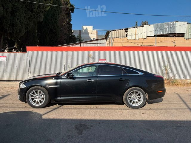 יגואר XJ