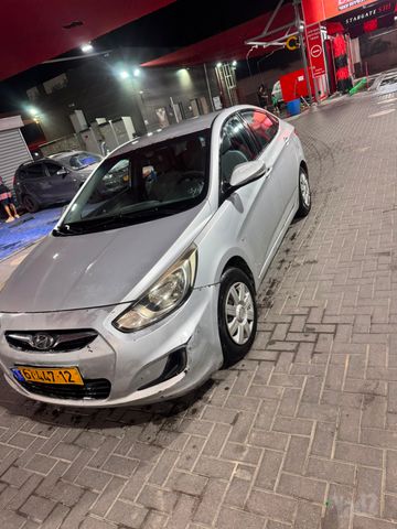 מודעת רכב יונדאי אקסנט i25 1