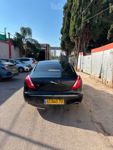 יגואר XJ