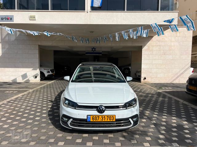 פולקסווגן פולו 