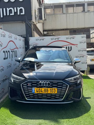 אאודי S3