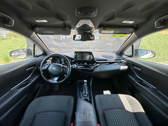 טויוטה C-HR