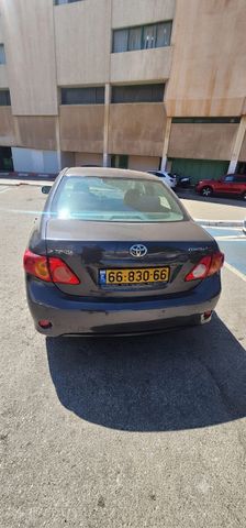 טויוטה קורולה