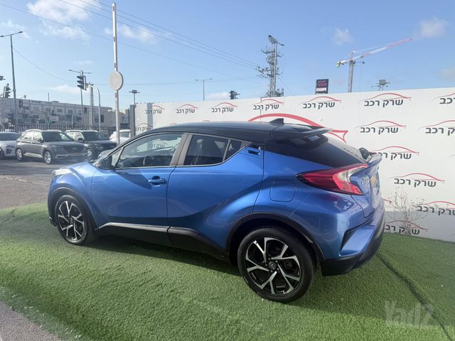 טויוטה C-HR