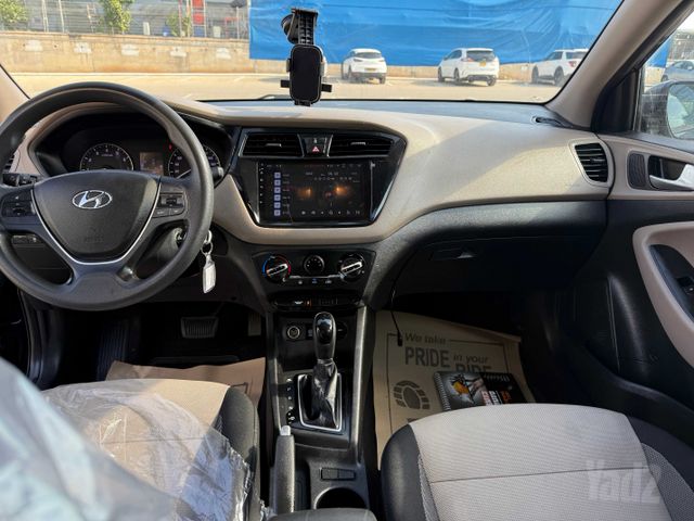 יונדאי i20