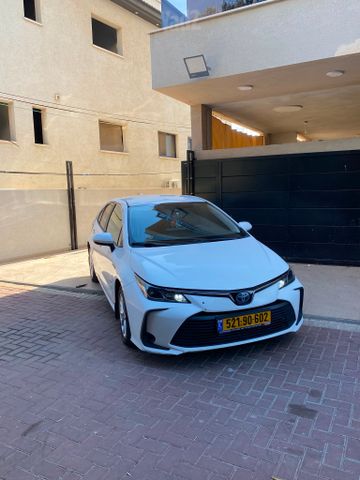 מודעת רכב טויוטה קורולה