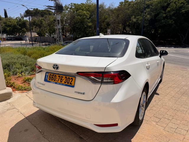 מודעת רכב טויוטה קורולה 2