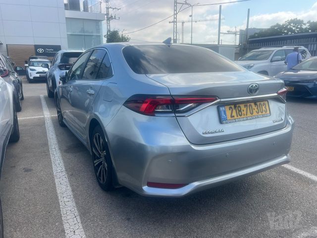 טויוטה קורולה