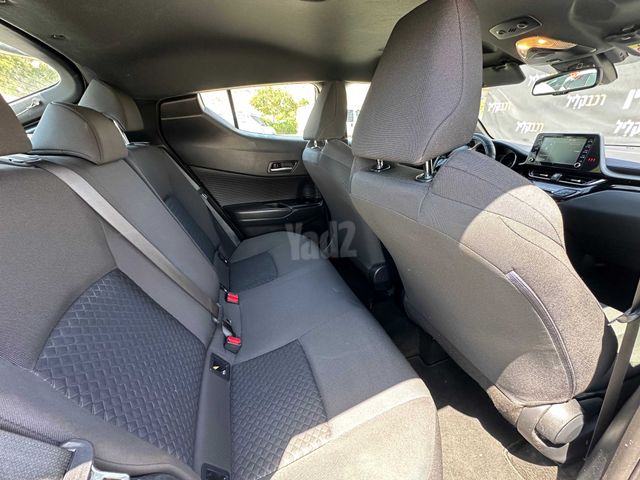 טויוטה C-HR