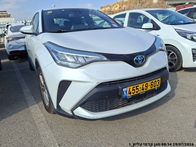 מודעת רכב טויוטה C-HR