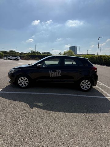 יונדאי i20