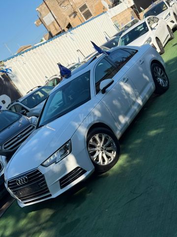 מודעת רכב אאודי A4