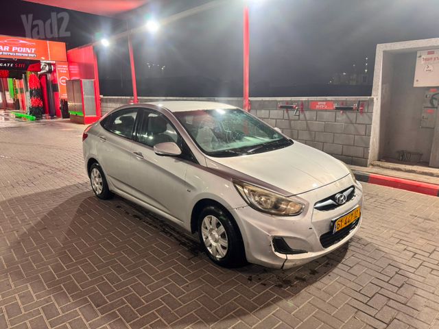 יונדאי אקסנט i25