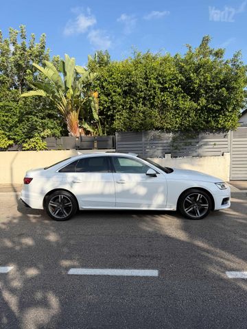 אאודי A4