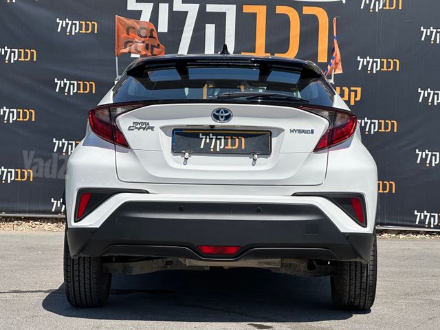 טויוטה C-HR
