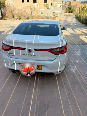 רנו מגאן