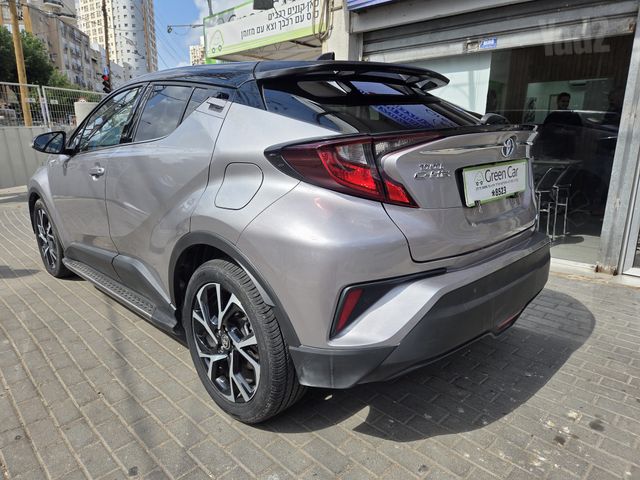 טויוטה C-HR