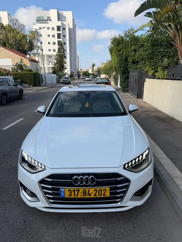 אאודי A4