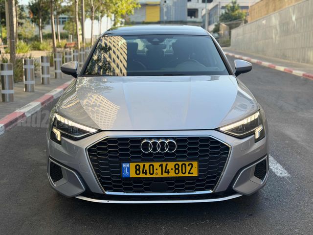 מודעת רכב אאודי A3 1