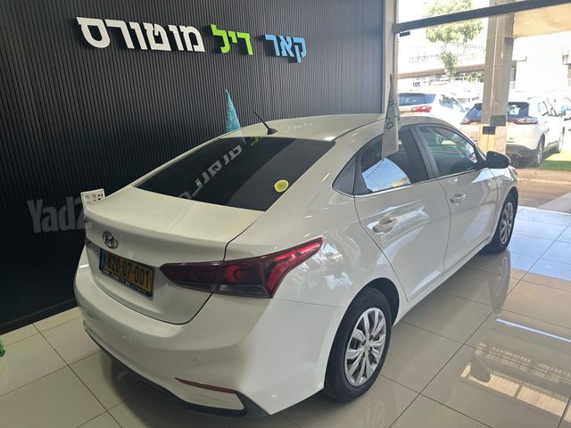 יונדאי אקסנט i25