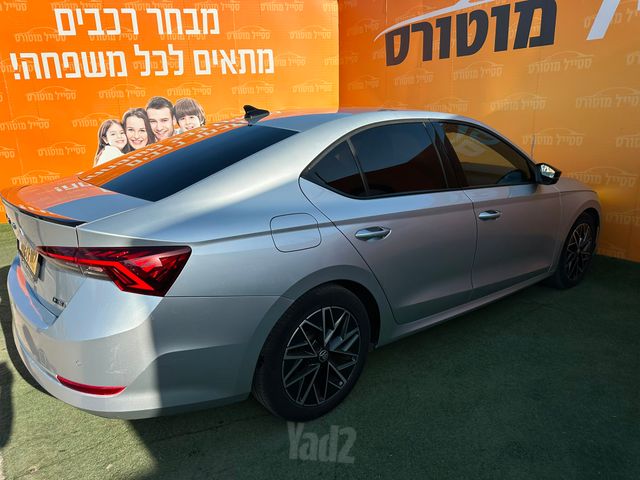 סקודה אוקטביה