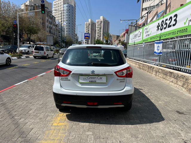 סוזוקי קרוסאובר