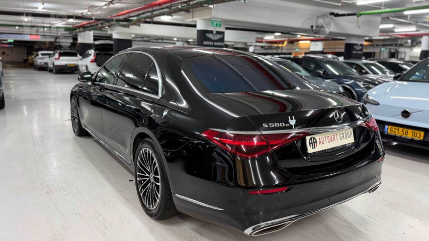 מרצדס-בנץ S-class