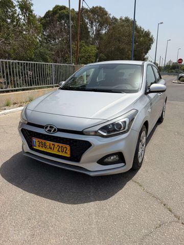 יונדאי i20