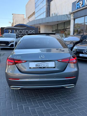 מרצדס-בנץ C-class