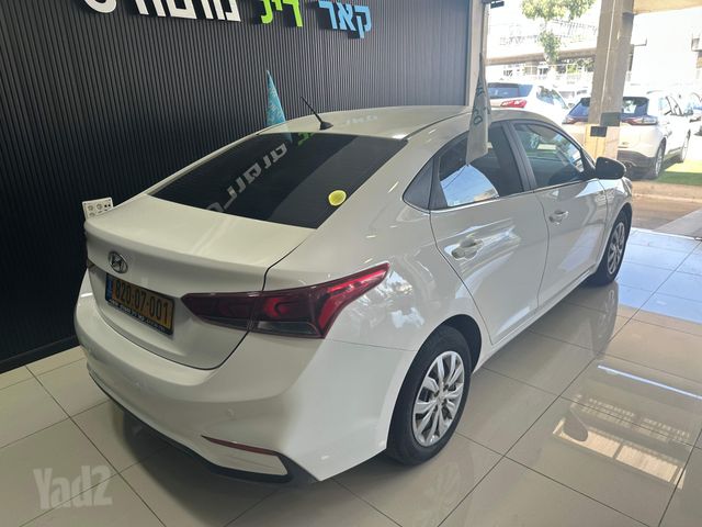 יונדאי אקסנט i25
