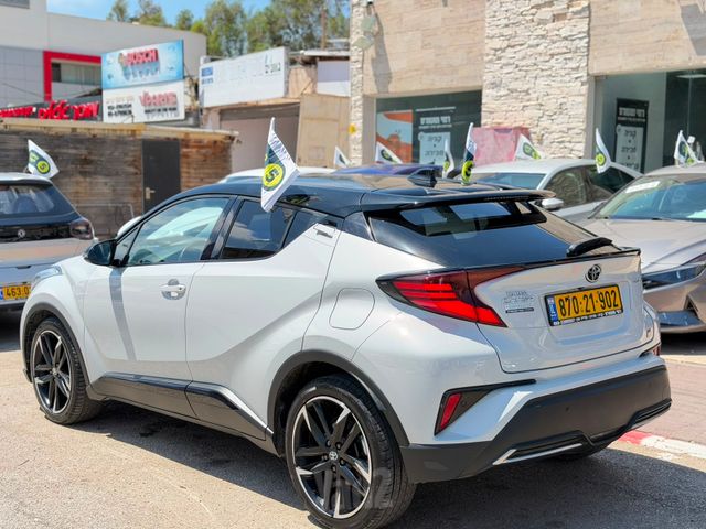 טויוטה C-HR