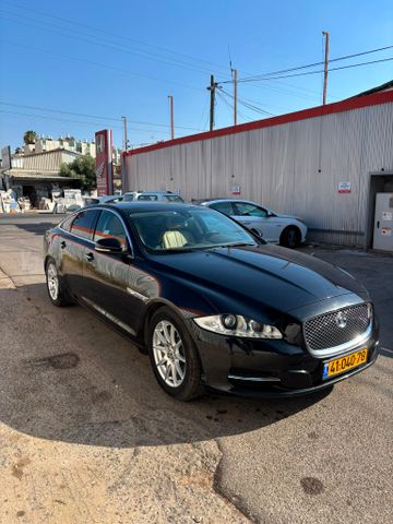 יגואר XJ