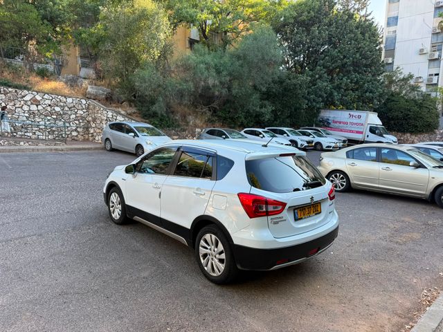סוזוקי קרוסאובר
