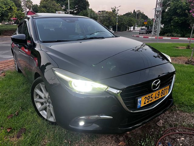 מאזדה 3