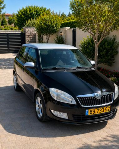 פאביה Elegance אוט׳ האצ'בק 1.2 (105 כ״ס)