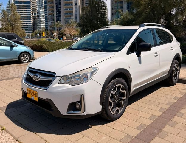 מודעת רכב סובארו XV