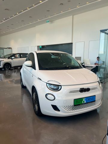 מודעת רכב פיאט 500E