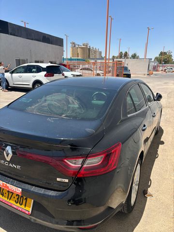 רנו מגאן