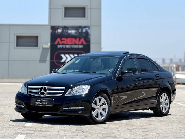 מודעת רכב מרצדס-בנץ C-class