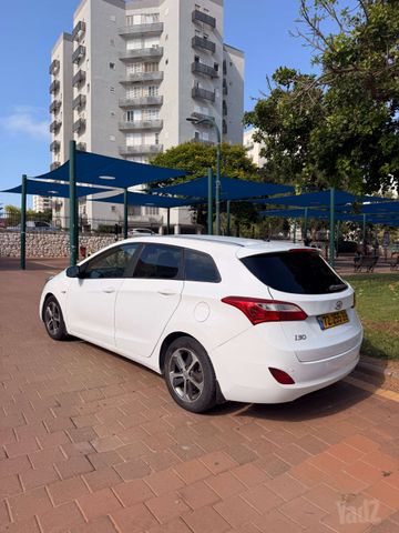 יונדאי i30