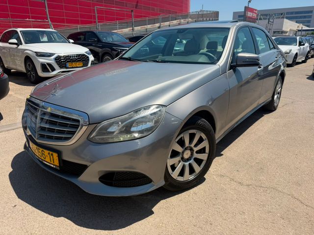 מודעת רכב מרצדס-בנץ E-class