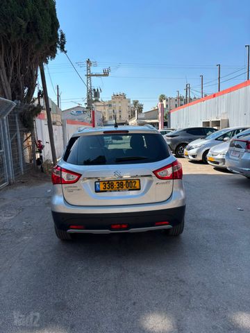 סוזוקי קרוסאובר