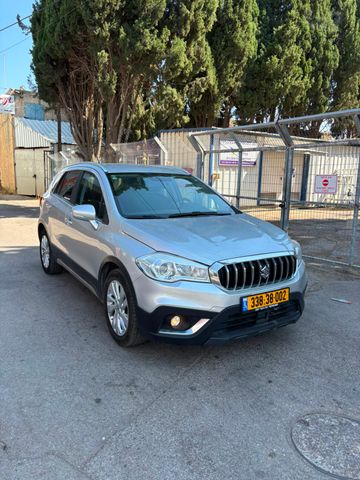 סוזוקי קרוסאובר