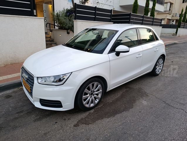 מודעת רכב אאודי A1 1