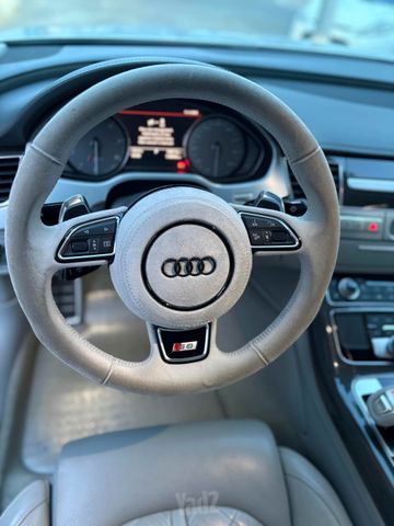 אאודי S8
