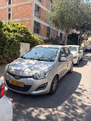 יונדאי i20