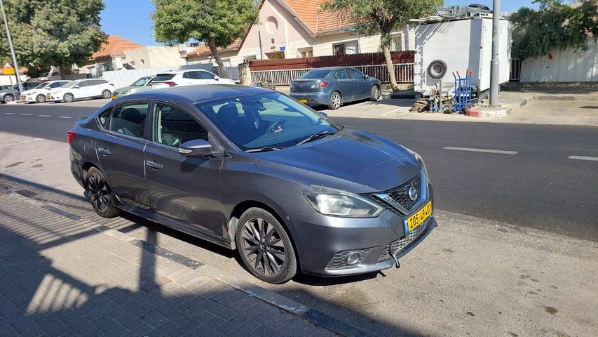 ניסאן סנטרה