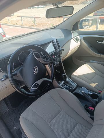 יונדאי i30
