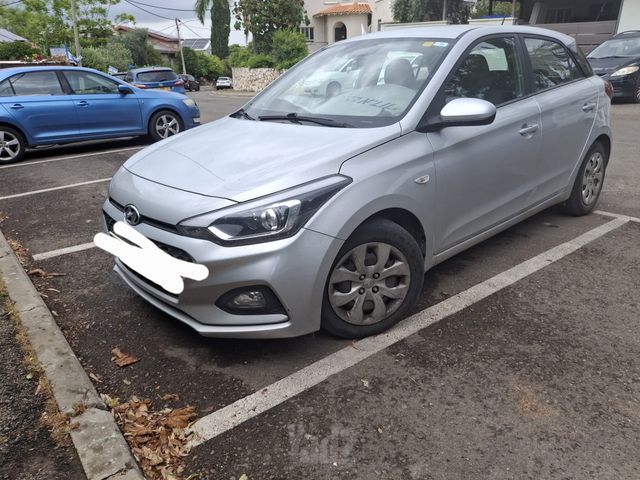 מודעת רכב יונדאי i20